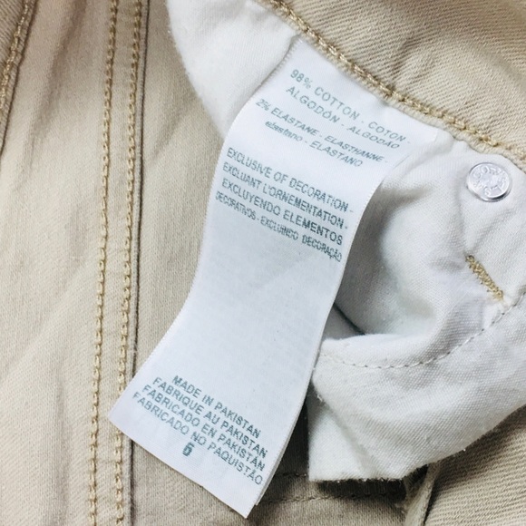 Denizen From Levi’s Cream Modern Shorts Size 6 - Picture 12 of 12